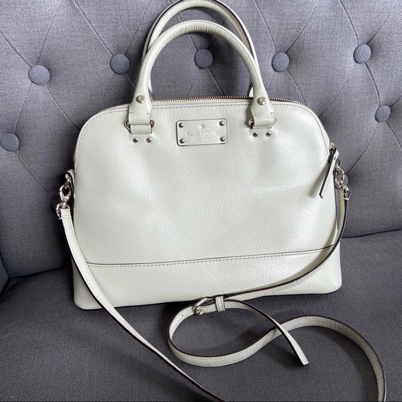 kate spade Handbags - Kate Spade ivory dome satchel crossbody